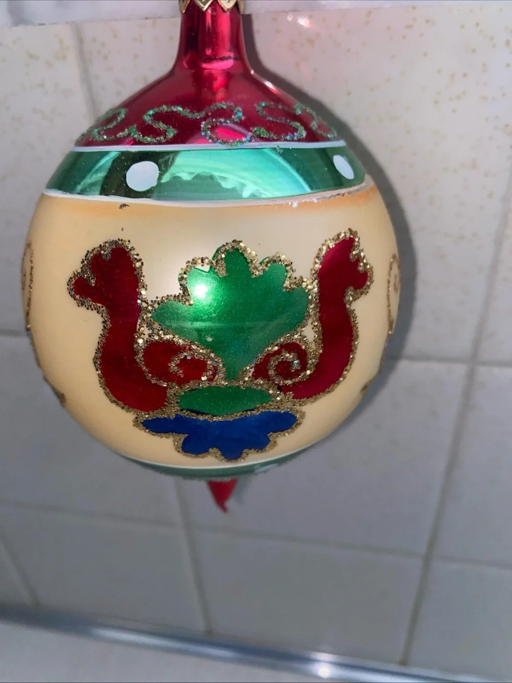 VTG  Smithsonian Golden Arabesque Glass Christmas Ornament‎